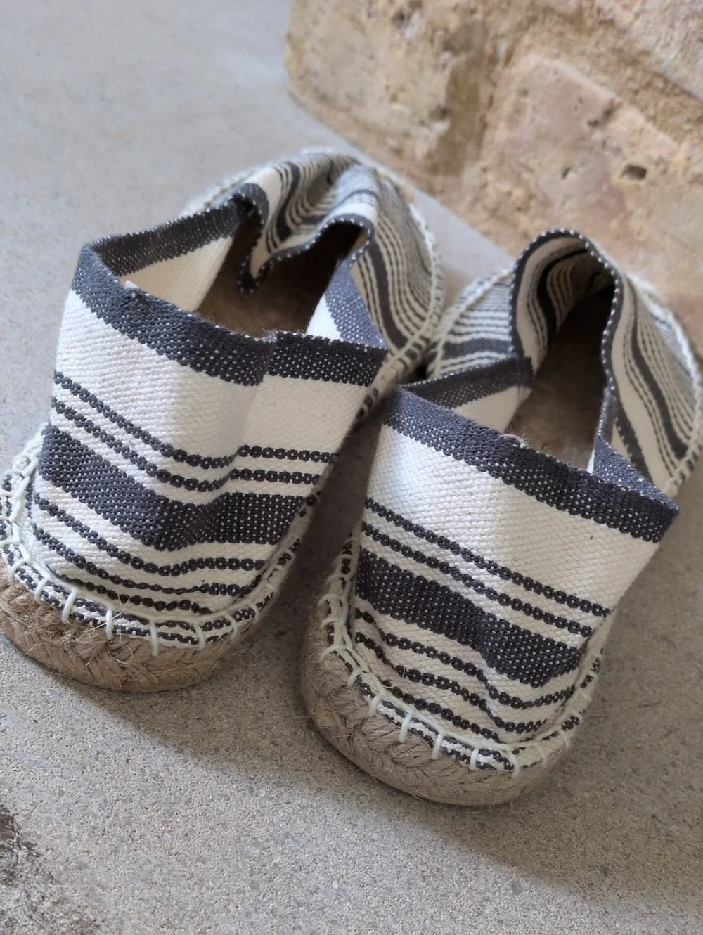 COSIDO A MANO I Blue & Cream Striped Canvas Espadrille Slip-Ons Shoes, 38 7.5-8